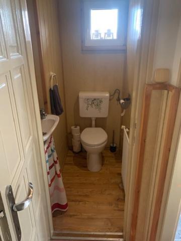 Appartement Érd - Csendes, kényelmes családi ház Extérieur photo